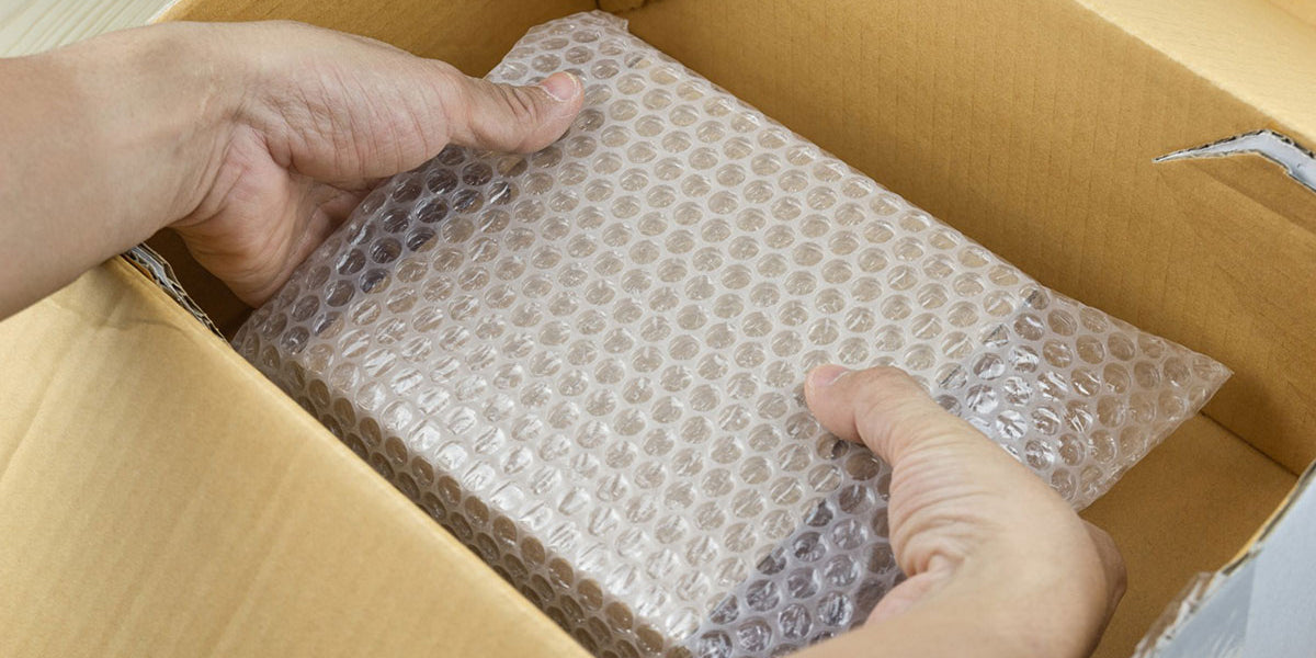 The Surprising Truth! Which Side of Bubble Wrap Should You Use? — Fast  Direct Packaging